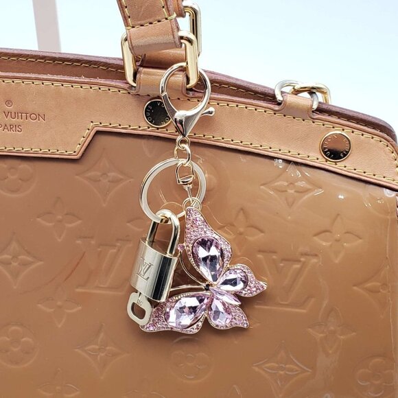 100% Auth Louis Vuitton Lock & Key with unbranded Bagcharm, Keycharm, Keychain - Picture 7 of 9